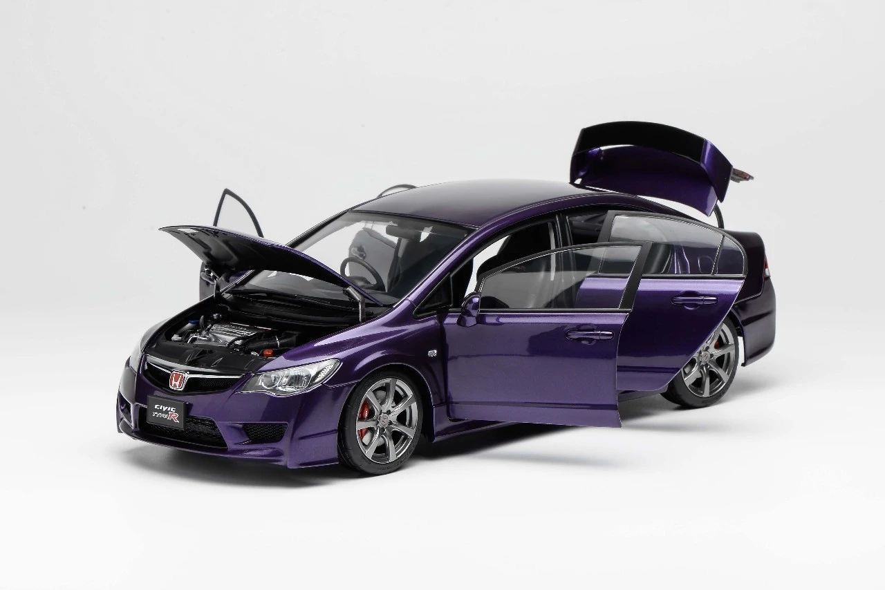 1:18 Motorhelix Honda Civic Type R FD2 Late Version Violet M-85407