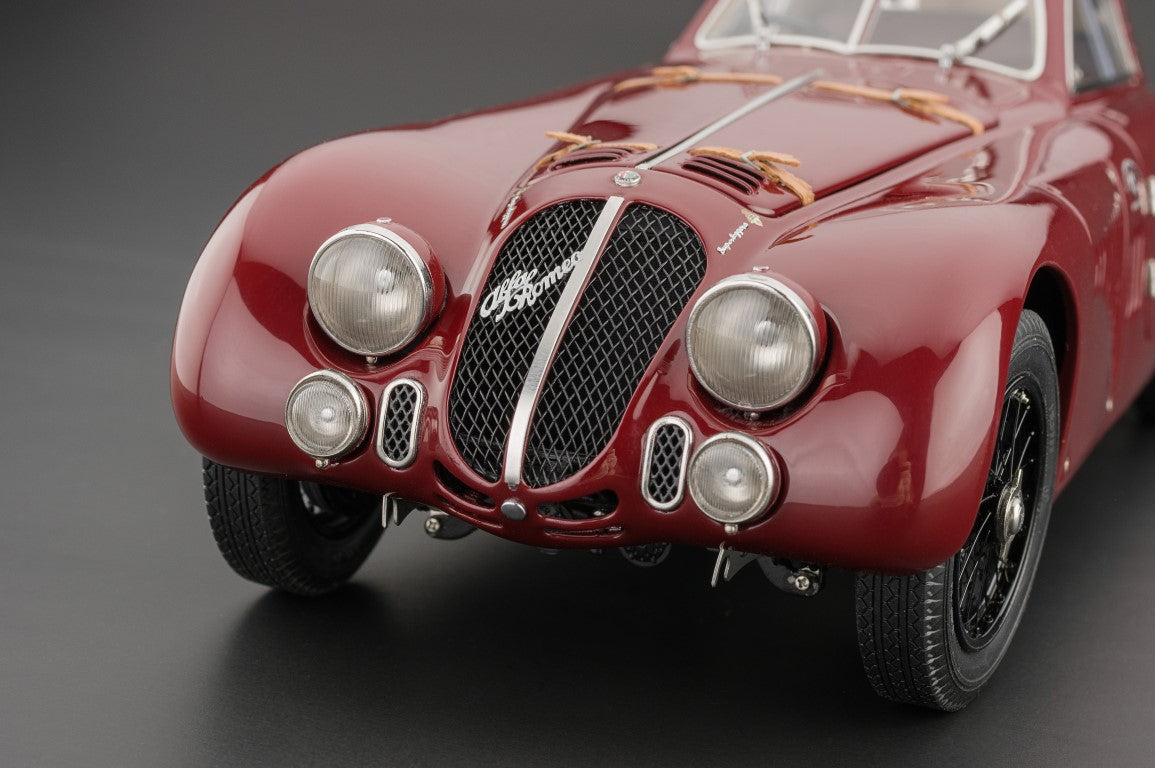 1/18 CMC M-107 Alfa Romeo 8c 2900B Speciale Touring Coupe 1938 Neu