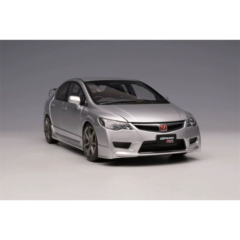 1:18 Motorhelix Honda Civic Type R FD2 Early Version Silver M-85410